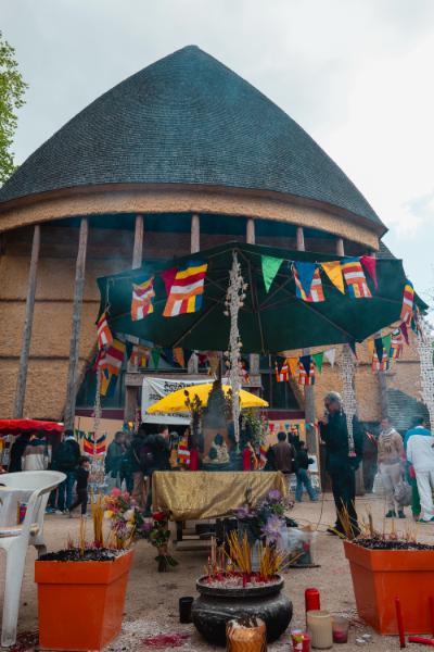 Tradition bouddhique khmère — cérémonie mémorielle à la Pagode de Vincennes